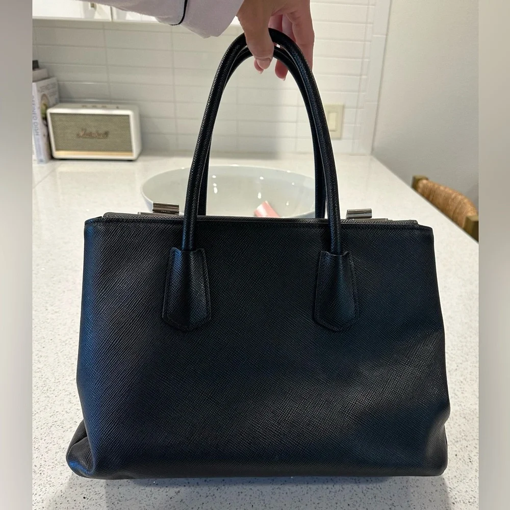 Prada Tote Bag - Picture 5 of 6